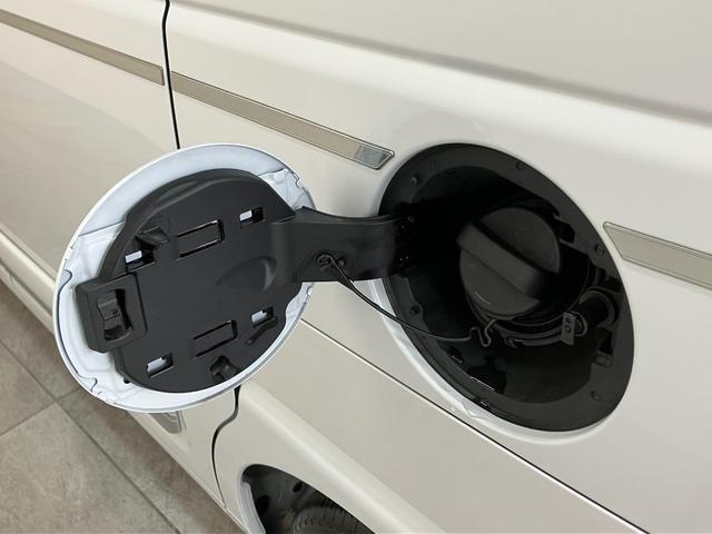 ムーヴキャンバスセオリーＧ　９型ディスプレイオーディオ　両側電動スライドドア衝突被害軽減ブレーキ　コーナーセンサー　９型ディスプレイオーディオ　フルセグ　Ｂｌｕｅｔｏｏｔｈ　ＵＳＢ　バックカメラ　両側電動スライドドア　前席シートヒーター　電動パーキングブレーキ　ＬＥＤ（滋賀県）の中古車