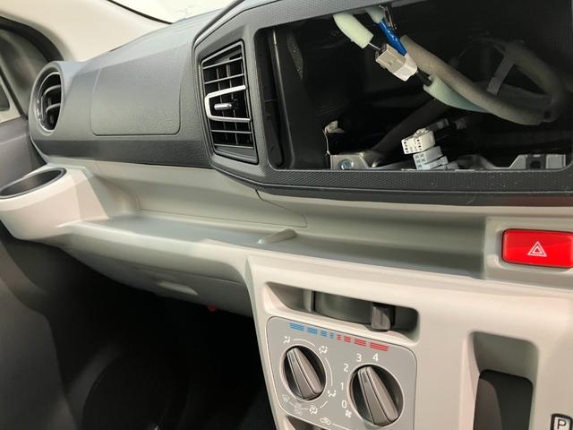 ミライースＸ　ＳＡ３　ＬＥＤ　コーナーセンサー　届出済未使用車衝突被害軽減ブレーキ　スマアシ３　コーナーセンサー　バックカメラ（ナビ装着時用）　ＬＥＤヘッドライト　電動格納式ミラー　マニュアルレベリング　キーレス　エコアイドル（滋賀県）の中古車