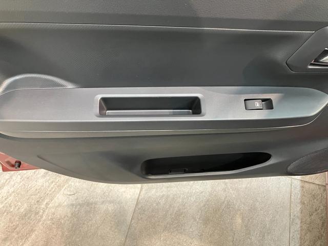 ミライースＸ　ＳＡ３　ＬＥＤ　コーナーセンサー　届出済未使用車衝突被害軽減ブレーキ　スマアシ３　コーナーセンサー　バックカメラ（ナビ装着時用）　ＬＥＤヘッドライト　電動格納式ミラー　マニュアルレベリング　キーレス　エコアイドル（滋賀県）の中古車