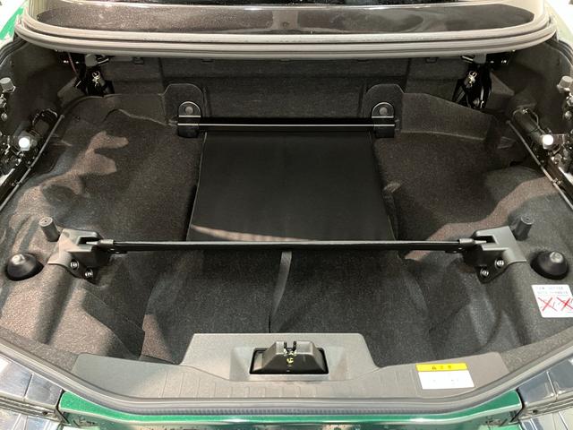 コペンセロＳ　５ＭＴ　フルセグナビ　ＭＯＭＯステ　届出済未使用車リヤコーナーセンサー　フルセグナビ　ＤＶＤ　Ｂｌｕｅｔｏｏｔｈ　ＵＳＢ　シートヒーター　オートライト　ビルシュタイン製ショックアブソーバー　レカロシート　ＭＯＭＯ製ステアリング（滋賀県）の中古車