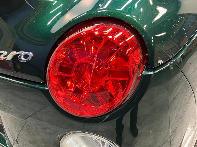 コペンセロＳ　５ＭＴ　フルセグナビ　ＭＯＭＯステ　届出済未使用車リヤコーナーセンサー　フルセグナビ　ＤＶＤ　Ｂｌｕｅｔｏｏｔｈ　ＵＳＢ　シートヒーター　オートライト　ビルシュタイン製ショックアブソーバー　レカロシート　ＭＯＭＯ製ステアリング（滋賀県）の中古車