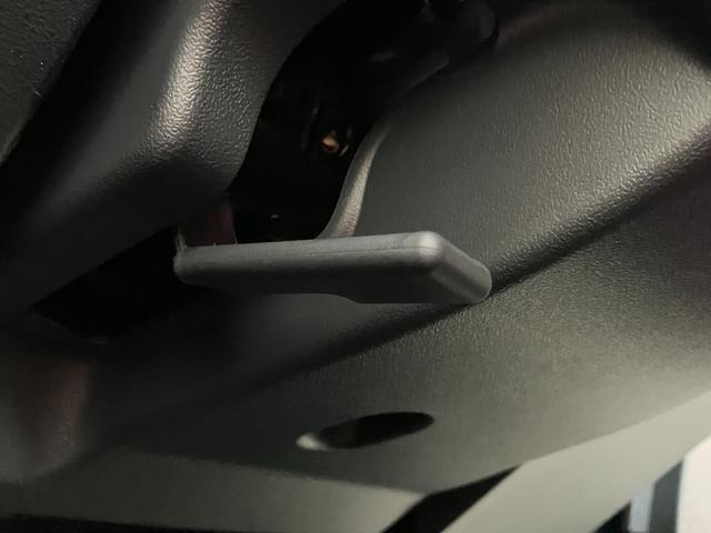 コペンセロＳ　５ＭＴ　フルセグナビ　ＭＯＭＯステ　届出済未使用車リヤコーナーセンサー　フルセグナビ　ＤＶＤ　Ｂｌｕｅｔｏｏｔｈ　ＵＳＢ　シートヒーター　オートライト　ビルシュタイン製ショックアブソーバー　レカロシート　ＭＯＭＯ製ステアリング（滋賀県）の中古車