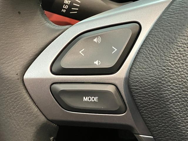 コペンセロＳ　５ＭＴ　フルセグナビ　ＭＯＭＯステ　届出済未使用車リヤコーナーセンサー　フルセグナビ　ＤＶＤ　Ｂｌｕｅｔｏｏｔｈ　ＵＳＢ　シートヒーター　オートライト　ビルシュタイン製ショックアブソーバー　レカロシート　ＭＯＭＯ製ステアリング（滋賀県）の中古車