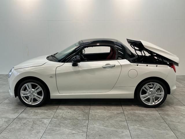 コペンセロ　５ＭＴ　フルセグナビ　届出済未使用車電動オープンルーフ　リヤコーナーセンサー　フルセグナビ　ＤＶＤ再生　Ｂｌｕｅｔｏｏｔｈ　ＵＳＢ　シートヒーター　ＬＥＤヘッドライト　オートライト　スマートキー　オートエアコン　エコアイドル（滋賀県）の中古車