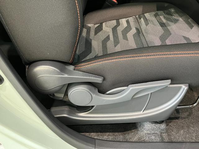 タフトＧ　レーダークルーズコントロール　届出済未使用車衝突被害軽減ブレーキ　コーナーセンサー　バックカメラ（ナビ装着時用）　前席シートヒーター　電動パーキング　スカイフィールトップ　ＬＥＤ　オートライト　オートエアコン　スマートキー　エコアイドル（滋賀県）の中古車