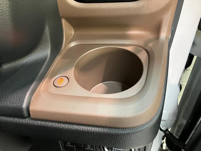 ムーヴキャンバスセオリーＧターボ　４ＷＤ　ＩＤＬレス　ディスプレイオーディオ衝突被害軽減ブレーキ　コーナーセンサー　９型ディスプレイオーディオ　Ｂｌｕｅｔｏｏｔｈ　ＵＳＢ　バックカメラ　前後ドラレコ　両側電動スライドドア　前席シートヒーター　ＬＥＤ　レーダークルコン（滋賀県）の中古車