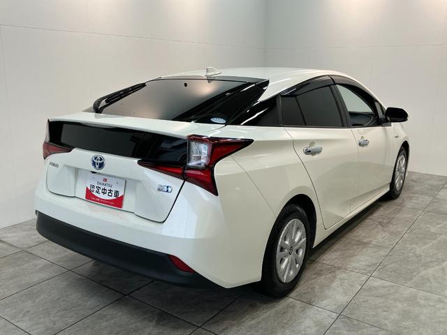 プリウスＳ　９型フルセグナビ　バックカメラ　レーダークルコントヨタセーフティセンス　９型フルセグナビ　バックカメラ　ＤＶＤ再生　Ｂｌｕｅｔｏｏｔｈ　ＥＴＣ　レーダークルーズコントロール　オートエアコン　オートライト　スマートキー　ＬＥＤ（滋賀県）の中古車