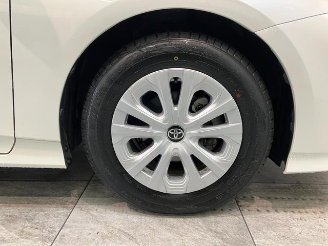 プリウスＳ　９型フルセグナビ　バックカメラ　レーダークルコントヨタセーフティセンス　９型フルセグナビ　バックカメラ　ＤＶＤ再生　Ｂｌｕｅｔｏｏｔｈ　ＥＴＣ　レーダークルーズコントロール　オートエアコン　オートライト　スマートキー　ＬＥＤ（滋賀県）の中古車