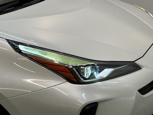 プリウスＳ　９型フルセグナビ　バックカメラ　レーダークルコントヨタセーフティセンス　９型フルセグナビ　バックカメラ　ＤＶＤ再生　Ｂｌｕｅｔｏｏｔｈ　ＥＴＣ　レーダークルーズコントロール　オートエアコン　オートライト　スマートキー　ＬＥＤ（滋賀県）の中古車