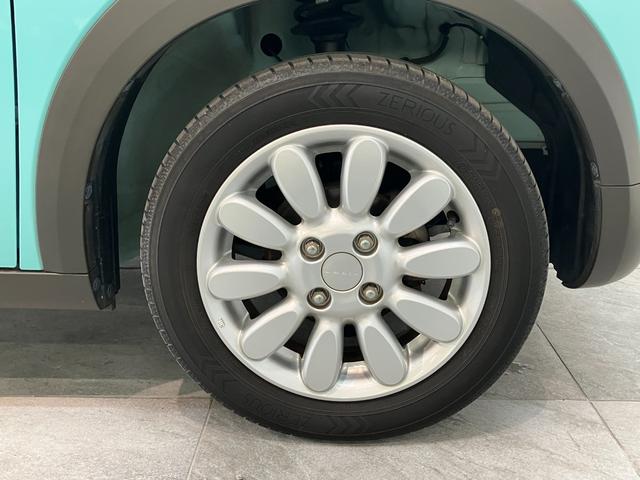 アルトラパンＸ　ナビ　パノラマカメラ　前後ドラレコ　シートヒーター衝突被害軽減ブレーキ　フルセグナビ　パノラマカメラ　前後ドラレコ　Ｂｌｕｅｔｏｏｔｈ　ＵＳＢ　運転席シートヒーター　ＨＩＤ　オートライト　オートエアコン　電動格納式ミラー　スマートキー　エコアイドル（滋賀県）の中古車