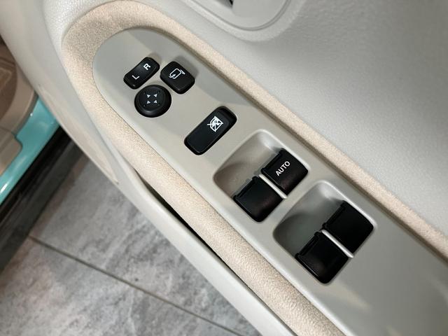 アルトラパンＸ　ナビ　パノラマカメラ　前後ドラレコ　シートヒーター衝突被害軽減ブレーキ　フルセグナビ　パノラマカメラ　前後ドラレコ　Ｂｌｕｅｔｏｏｔｈ　ＵＳＢ　運転席シートヒーター　ＨＩＤ　オートライト　オートエアコン　電動格納式ミラー　スマートキー　エコアイドル（滋賀県）の中古車