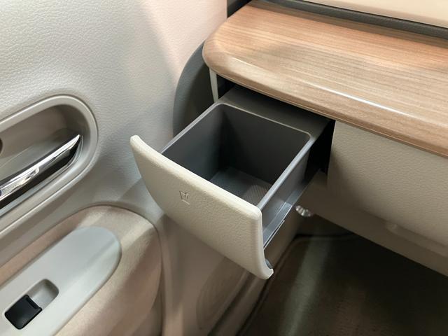 アルトラパンＸ　ナビ　パノラマカメラ　前後ドラレコ　シートヒーター衝突被害軽減ブレーキ　フルセグナビ　パノラマカメラ　前後ドラレコ　Ｂｌｕｅｔｏｏｔｈ　ＵＳＢ　運転席シートヒーター　ＨＩＤ　オートライト　オートエアコン　電動格納式ミラー　スマートキー　エコアイドル（滋賀県）の中古車