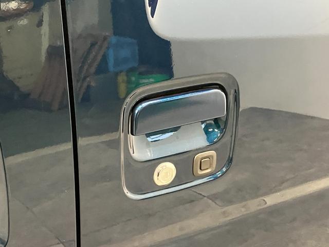 アトレーＲＳ　４ＷＤ　コーナーセンサー　クルコン　届出済未使用車衝突被害軽減ブレーキ　コーナーセンサー　４ＷＤ　ターボ　バックカメラ（ナビ装着時用）　両側電動スライドドア　ＬＥＤ　オートライト　レーダークルコン　オートエアコン　スマートキー　エコアイドル（滋賀県）の中古車