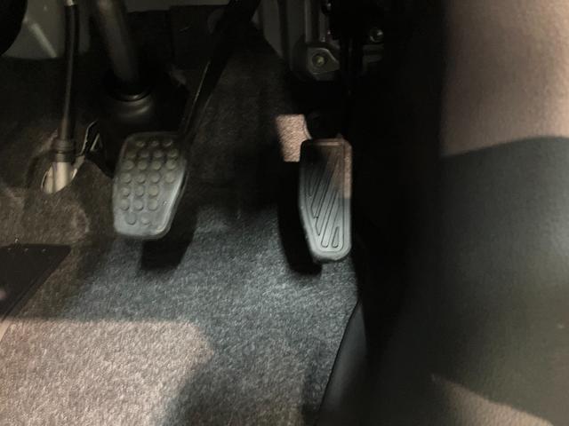 アトレーＲＳ　４ＷＤ　コーナーセンサー　クルコン　届出済未使用車衝突被害軽減ブレーキ　コーナーセンサー　４ＷＤ　ターボ　バックカメラ（ナビ装着時用）　両側電動スライドドア　ＬＥＤ　オートライト　レーダークルコン　オートエアコン　スマートキー　エコアイドル（滋賀県）の中古車