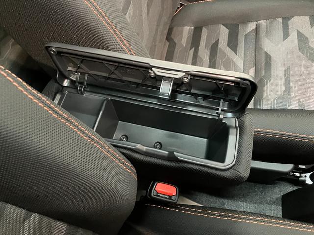 タフトＧ　コーナーセンサー　クルーズコントロール　届出済未使用車衝突被害軽減ブレーキ　コーナーセンサー　バックカメラ（ナビ装着時用）　前席シートヒーター　電動パーキング　スカイフィールトップ　ＬＥＤ　レーダークルーズコントロール　スマートキー　エコアイドル（滋賀県）の中古車