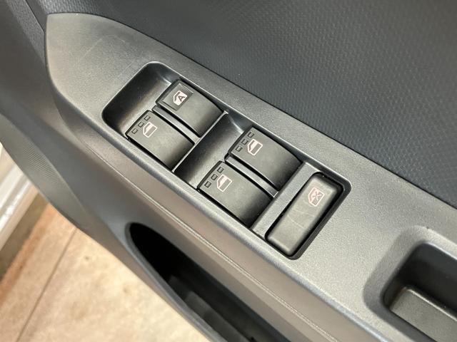 ミライースＬ　ＳＡIII　ＣＤステレオ　コーナーセンサー　キーレス衝突被害軽減ブレーキ　コーナーセンサー　バックカメラ（ナビ装着時用）　ＣＤステレオ　オートライト　マニュアルレベリング　マニュアルエアコン　キーレスエントリー　エコアイドル（滋賀県）の中古車