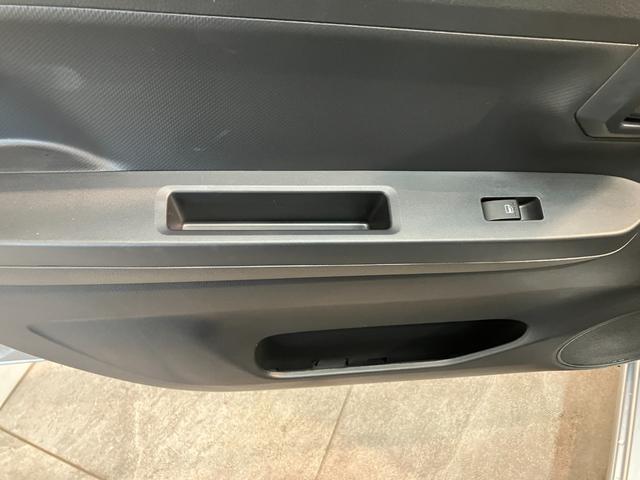 ミライースＬ　ＳＡIII　ＣＤステレオ　コーナーセンサー　キーレス衝突被害軽減ブレーキ　コーナーセンサー　バックカメラ（ナビ装着時用）　ＣＤステレオ　オートライト　マニュアルレベリング　マニュアルエアコン　キーレスエントリー　エコアイドル（滋賀県）の中古車