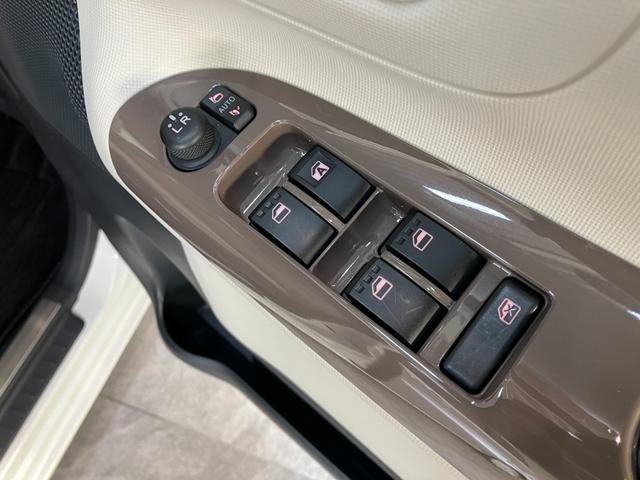 ムーヴキャンバスＧメイクアップリミテッドＳＡ３　フルセグナビ　パノラマカメラ衝突被害軽減ブレーキ　フルセグナビ　パノラマカメラ　ＤＶＤ再生　Ｂｌｕｅｔｏｏｔｈ　ＵＳＢ　前後ドラレコ　ＥＴＣ　両側電動スライドドア　ＬＥＤヘッドライト　オートライト　オートエアコン　エコアイドル（滋賀県）の中古車