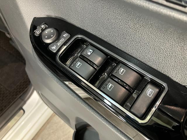 タントカスタムＸ　フルセグナビ　バックカメラ　ドラレコ　車検整備付衝突被害軽減ブレーキ　コーナーセンサー　フルセグナビ　Ｂｌｕｅｔｏｏｔｈ　ＤＶＤ再生　ＵＳＢ　バックカメラ　ドラレコ　ＴＶコントロール　両側電動スライドドア　前席シートヒーター　ＬＥＤ　スマートキー（滋賀県）の中古車