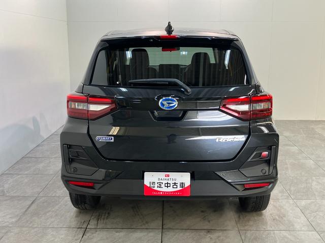 ロッキープレミアムＧ　ＨＥＶ　９型ディスプレイオーディオ　Ｐカメラ衝突被害軽減ブレーキ　コーナーセンサー　ディスプレイオーディオ　フルセグ　パノラマカメラ　Ｂｌｕｅｔｏｏｔｈ　ＵＳＢ　ドラレコ　前席シートヒーター　レーダークルーズコントロール　電動パーキングブレーキ（滋賀県）の中古車