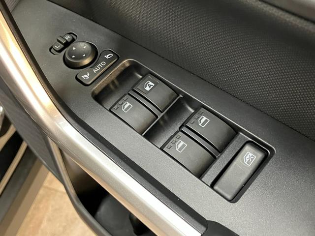 ロッキープレミアムＧ　ＨＥＶ　９型ディスプレイオーディオ　Ｐカメラ衝突被害軽減ブレーキ　コーナーセンサー　ディスプレイオーディオ　フルセグ　パノラマカメラ　Ｂｌｕｅｔｏｏｔｈ　ＵＳＢ　ドラレコ　前席シートヒーター　レーダークルーズコントロール　電動パーキングブレーキ（滋賀県）の中古車