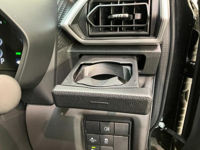 ロッキープレミアムＧ　ＨＥＶ　９型ディスプレイオーディオ　Ｐカメラ衝突被害軽減ブレーキ　コーナーセンサー　ディスプレイオーディオ　フルセグ　パノラマカメラ　Ｂｌｕｅｔｏｏｔｈ　ＵＳＢ　ドラレコ　前席シートヒーター　レーダークルーズコントロール　電動パーキングブレーキ（滋賀県）の中古車