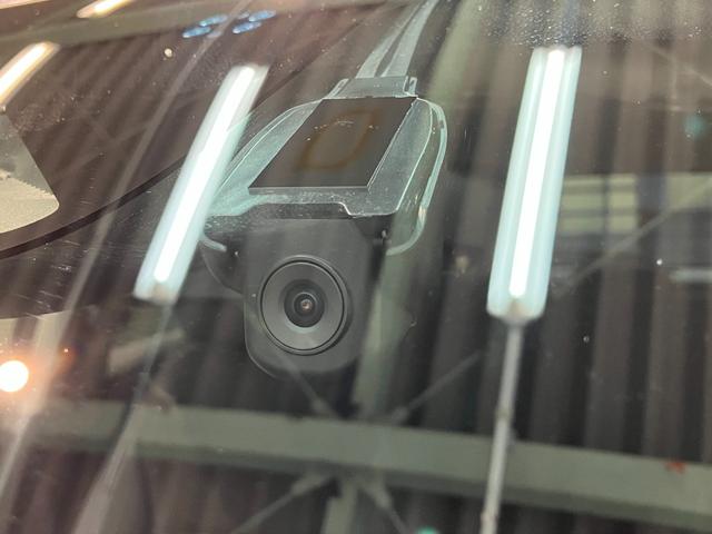 ヴェゼルe:HEV Z フルセグナビ バックカメラ レーダークルコン衝突被害軽減ブレーキ フルセグナビ バックカメラ Bluetooth USB ドラレコ ETC レーダークルコン ハンドル&シートヒーター パドルシフト 電動リヤーゲート コーナーセンサー LED(滋賀県)の中古車