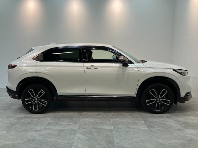 ヴェゼルe:HEV Z フルセグナビ バックカメラ レーダークルコン衝突被害軽減ブレーキ フルセグナビ バックカメラ Bluetooth USB ドラレコ ETC レーダークルコン ハンドル&シートヒーター パドルシフト 電動リヤーゲート コーナーセンサー LED(滋賀県)の中古車