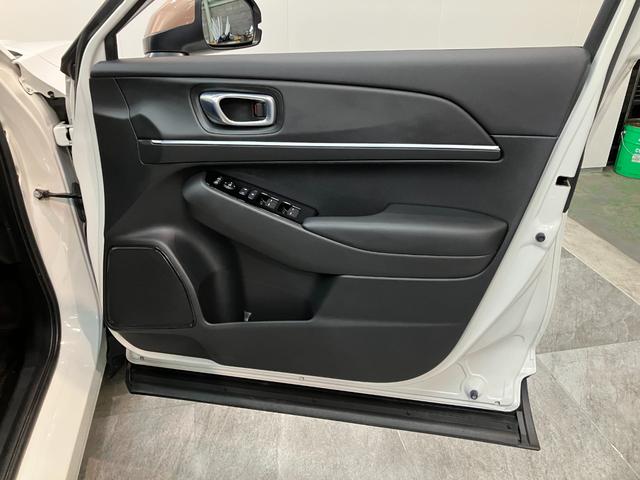 ヴェゼルe:HEV Z フルセグナビ バックカメラ レーダークルコン衝突被害軽減ブレーキ フルセグナビ バックカメラ Bluetooth USB ドラレコ ETC レーダークルコン ハンドル&シートヒーター パドルシフト 電動リヤーゲート コーナーセンサー LED(滋賀県)の中古車