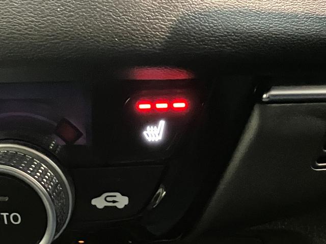 ヴェゼルe:HEV Z フルセグナビ バックカメラ レーダークルコン衝突被害軽減ブレーキ フルセグナビ バックカメラ Bluetooth USB ドラレコ ETC レーダークルコン ハンドル&シートヒーター パドルシフト 電動リヤーゲート コーナーセンサー LED(滋賀県)の中古車