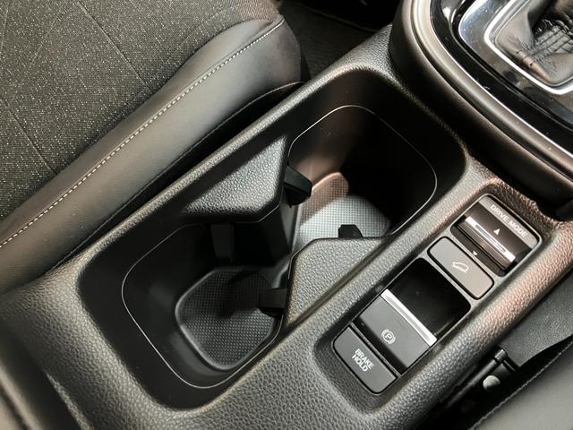 ヴェゼルe:HEV Z フルセグナビ バックカメラ レーダークルコン衝突被害軽減ブレーキ フルセグナビ バックカメラ Bluetooth USB ドラレコ ETC レーダークルコン ハンドル&シートヒーター パドルシフト 電動リヤーゲート コーナーセンサー LED(滋賀県)の中古車