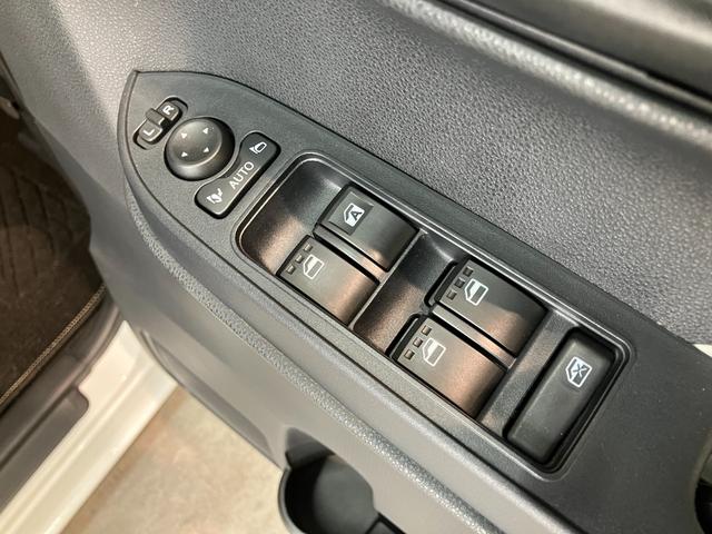 タントＸ　ディスプレイオーディオ　バックカメラ　車検整備付衝突被害軽減ブレーキ　コーナーセンサー　ディスプレイオーディオ　Ｂｌｕｅｔｏｏｔｈ　ＤＶＤ　ＵＳＢ　バックカメラ　ＥＴＣ　左側電動スライドドア　前席シートヒーター　ＬＥＤ　スマートキー　エコアイドル（滋賀県）の中古車