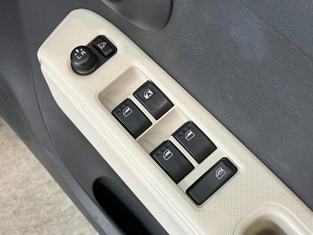 ミラココアココアプラスＸ　フルセグナビ　バックカメラ　車検整備付フルセグナビ　バックカメラ　ＤＶＤ再生　Ｂｌｕｅｔｏｏｔｈ　オートエアコン　スマートキー　電動格納式ミラー　ＬＥＤヘッドライト　エコアイドル　ルーフキャリア（滋賀県）の中古車