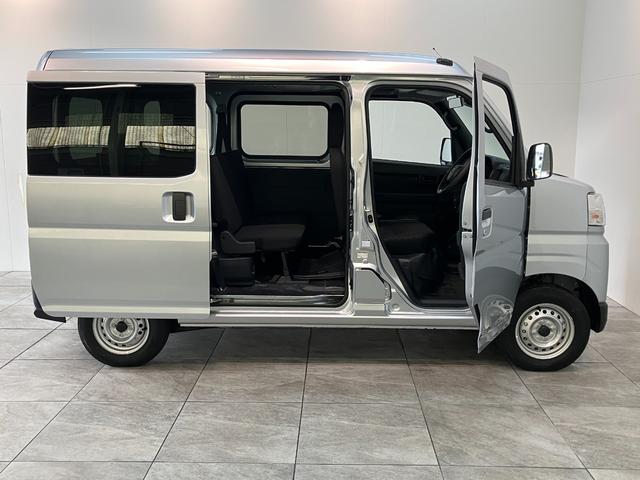 ハイゼットカーゴＤＸ　４ＷＤ　コーナーセンサー　キーレスエントリー衝突被害軽減ブレーキ　スマアシ　コーナーセンサー　前席パワーウインドウ　ＡＭ／ＦＭステレオ　両側スライドドア　パートタイム４ＷＤ　オートライト　マニュアルレベリング（滋賀県）の中古車