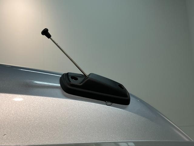 ハイゼットカーゴＤＸ　４ＷＤ　コーナーセンサー　キーレスエントリー衝突被害軽減ブレーキ　スマアシ　コーナーセンサー　前席パワーウインドウ　ＡＭ／ＦＭステレオ　両側スライドドア　パートタイム４ＷＤ　オートライト　マニュアルレベリング（滋賀県）の中古車