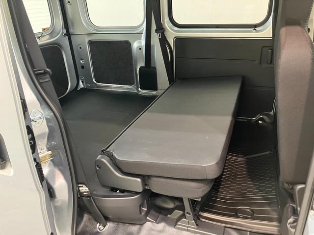 ハイゼットカーゴＤＸ　４ＷＤ　コーナーセンサー　キーレスエントリー衝突被害軽減ブレーキ　スマアシ　コーナーセンサー　前席パワーウインドウ　ＡＭ／ＦＭステレオ　両側スライドドア　パートタイム４ＷＤ　オートライト　マニュアルレベリング（滋賀県）の中古車