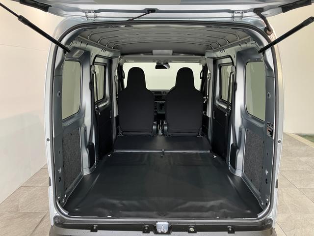 ハイゼットカーゴＤＸ　４ＷＤ　コーナーセンサー　キーレスエントリー衝突被害軽減ブレーキ　スマアシ　コーナーセンサー　前席パワーウインドウ　ＡＭ／ＦＭステレオ　両側スライドドア　パートタイム４ＷＤ　オートライト　マニュアルレベリング（滋賀県）の中古車