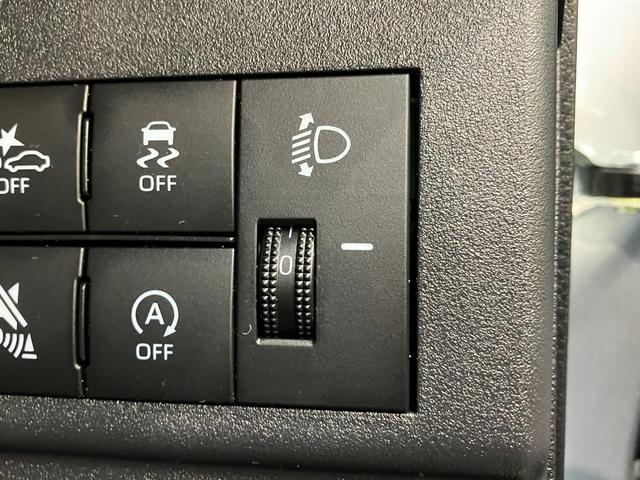 ハイゼットカーゴＤＸ　４ＷＤ　コーナーセンサー　キーレスエントリー衝突被害軽減ブレーキ　スマアシ　コーナーセンサー　前席パワーウインドウ　ＡＭ／ＦＭステレオ　両側スライドドア　パートタイム４ＷＤ　オートライト　マニュアルレベリング（滋賀県）の中古車