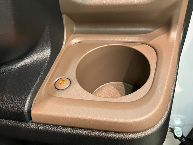 ムーヴキャンバスセオリーＧターボ　９型ディスプレイオーディオ　クルコン衝突被害軽減ブレーキ　コーナーセンサー　９型ディスプレイオーディオ　フルセグ　Ｂｌｕｅｔｏｏｔｈ　ＵＳＢ　バックカメラ　両側電動スライドドア　前席シートヒーター　　レーダークルーズコントロール（滋賀県）の中古車