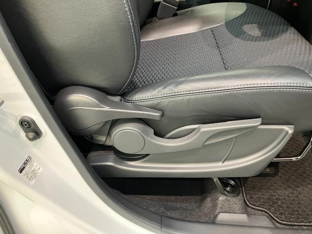 タントカスタムＲＳ　フルセグナビ　パノラマカメラ　レーダークルコン衝突被害軽減ブレーキ　コーナーセンサー　フルセグナビ　Ｂｌｕｅｔｏｏｔｈ　ＤＶＤ　ＵＳＢ　パノラマカメラ　レーダークルーズコントロール　両側電動スライドドア　前席シートヒーター　ＬＥＤ　スマートキー（滋賀県）の中古車