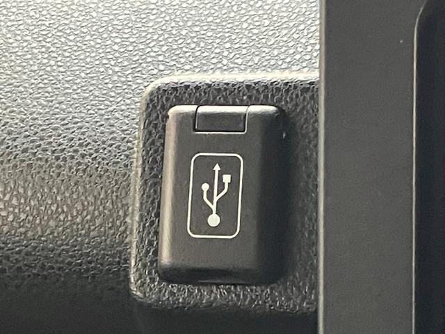 タントカスタムＲＳ　フルセグナビ　パノラマカメラ　レーダークルコン衝突被害軽減ブレーキ　コーナーセンサー　フルセグナビ　Ｂｌｕｅｔｏｏｔｈ　ＤＶＤ　ＵＳＢ　パノラマカメラ　レーダークルーズコントロール　両側電動スライドドア　前席シートヒーター　ＬＥＤ　スマートキー（滋賀県）の中古車