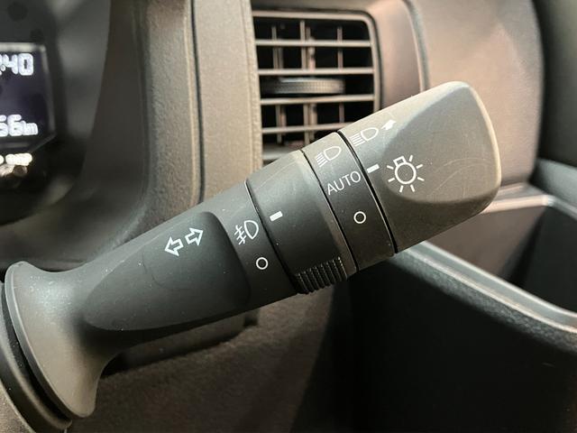 ハイゼットカーゴクルーズ CVT車 スマートキー LE走行5千キロ台衝突被害軽減ブレーキ スマアシ コーナーセンサー スマートキー 前席パワーウインドウ CDステレオ 両側スライドドア LEDヘッドライト 電動格納式ミラー エコアイドル(滋賀県)の中古車