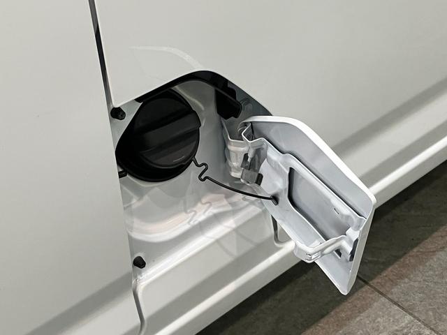 ハイゼットカーゴクルーズ CVT車 スマートキー LE走行5千キロ台衝突被害軽減ブレーキ スマアシ コーナーセンサー スマートキー 前席パワーウインドウ CDステレオ 両側スライドドア LEDヘッドライト 電動格納式ミラー エコアイドル(滋賀県)の中古車