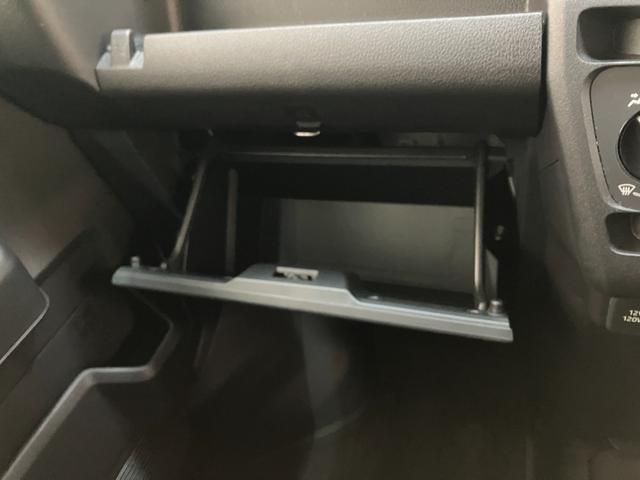 ハイゼットカーゴクルーズ CVT車 スマートキー LE走行5千キロ台衝突被害軽減ブレーキ スマアシ コーナーセンサー スマートキー 前席パワーウインドウ CDステレオ 両側スライドドア LEDヘッドライト 電動格納式ミラー エコアイドル(滋賀県)の中古車