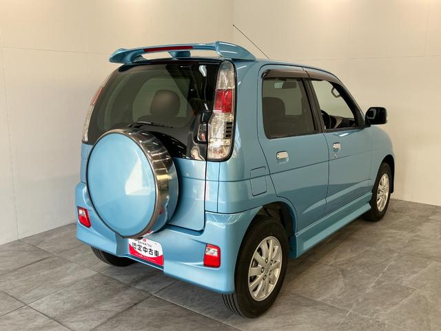 テリオスキッドカスタムＸ　４ＷＤ　スマートキー　走行２万５千キロ台フルタイム４ＷＤ　ＣＤ／ＭＤステレオ　マニュアルエアコン　マニュアルレベリング　スマートキー　電動格納式ミラー　インタークーラーターボ（滋賀県）の中古車