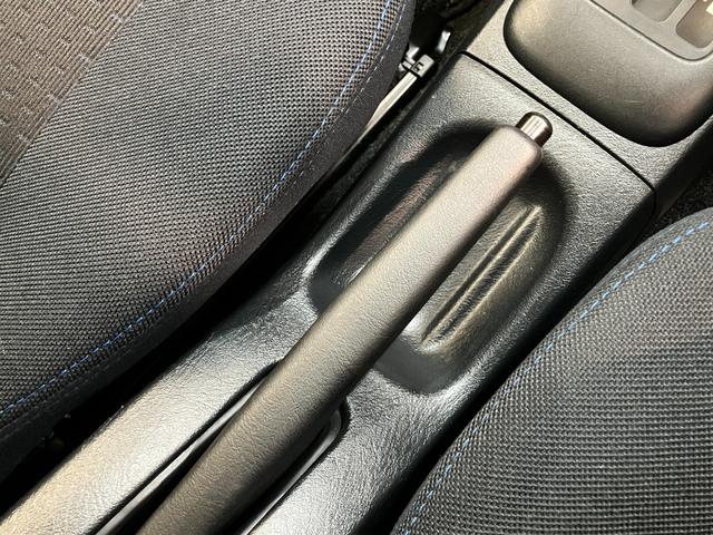 テリオスキッドカスタムX 4WD スマートキー 走行2万5千キロ台フルタイム4WD CD/MDステレオ マニュアルエアコン マニュアルレベリング スマートキー 電動格納式ミラー インタークーラーターボ(滋賀県)の中古車