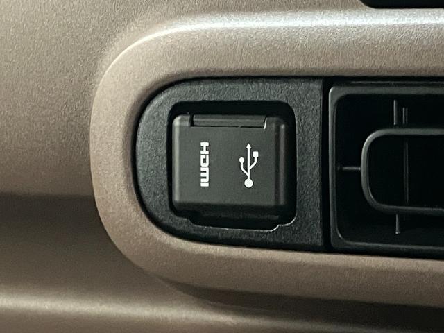 ムーヴキャンバスセオリーＧターボ　９型ディスプレイオーディオ　レーダクルコン衝突被害軽減ブレーキ　コーナーセンサー　９型ディスプレイオーディオ　フルセグ　Ｂｌｕｅｔｏｏｔｈ　ＵＳＢ　バックカメラ　両側電動スライドドア　前席シートヒーター　ＬＥＤ　レーダークルーズコントロール（滋賀県）の中古車