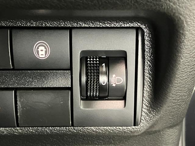 デイズS フルセグナビ ドラレコ ETC コーナーセンサー衝突被害軽減ブレーキ コーナーセンサー フルセグナビ Bluetooth USB ドラレコ ETC キーレスエントリー 電動格納式ミラー マニュアルレベリング エコアイドル タイヤ4本新品交換済み(滋賀県)の中古車