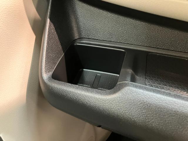 デイズS フルセグナビ ドラレコ ETC コーナーセンサー衝突被害軽減ブレーキ コーナーセンサー フルセグナビ Bluetooth USB ドラレコ ETC キーレスエントリー 電動格納式ミラー マニュアルレベリング エコアイドル タイヤ4本新品交換済み(滋賀県)の中古車