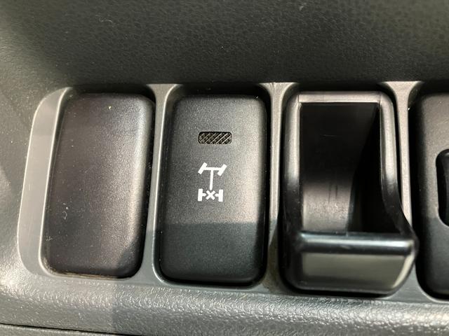 ハイゼットトラックローダンプ　５ＭＴ　４ＷＤ　デフロック　４枚リーフスプリングＡＭ／ＦＭラジオ　ドラレコ　ＥＴＣ　５速マニュアルミッション　パートタイム４ＷＤ　デフロック　４枚リーフスプリング　パワーウインドウ　電動ダンプ　マニュアルエアコン　マニュアルレベリング（滋賀県）の中古車